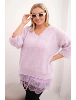 Dámská souprava svetr s výstřihem do V a viskózová blůza s krajkovým lemem světle fialový