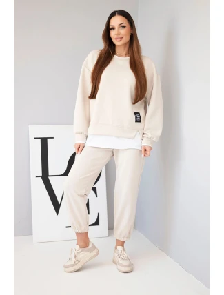 Dámská souprava s máslovou mikinou a volnými tepláky béžový Dámská souprava s máslovou mikinou a volnými tepláky béžový