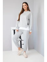 Dámský komplet s máslovou mikinou a volnými tepláky šedý melír Dámský komplet s máslovou mikinou a volnými tepláky šedý melír