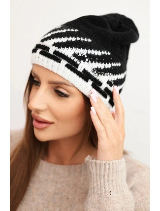 Dámská zimní čepice z vlny s geometrickým vzorem a kamínky K469 černá