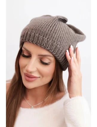 Dámská zimní čepice s ušima a žebrovaným vzorem K440 mocca