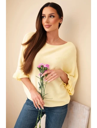 Dámský svetr typu netopýr s kulatým výstřihem žlutý