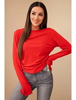 Dámská žebrovaná halenka s nařasením na boku červená