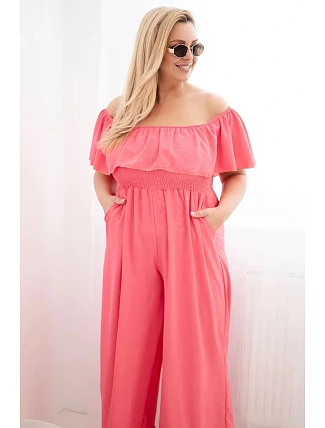 Dámský overal Plus Size s volánem a krátkým rukávem růžový