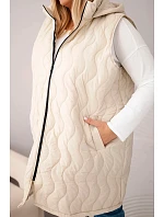 Dámská prošívaná vesta Plus Size s kapucí béžová