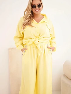 Dámský komplet Plus Size s košilí a širokými kalhotami žlutý