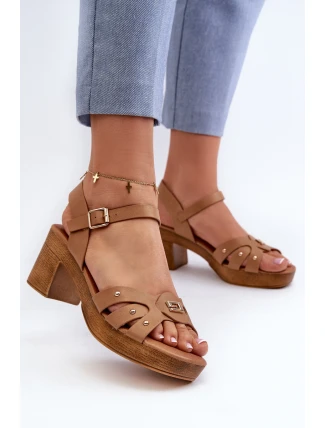 Dámské sandály na podpatku z eko kůže hnědé Assames