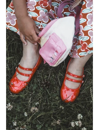 Lakované dětské baletky s červenými proužky Margenis