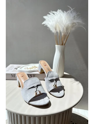 Dámské šedé sandály z ekologického semiše na podpatku Jemenna