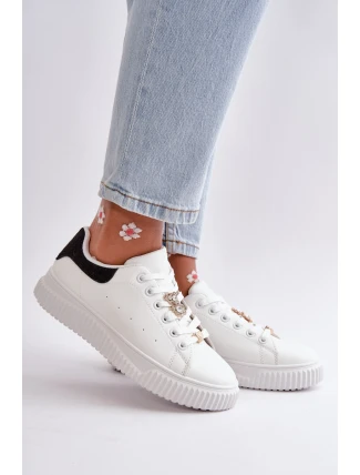 Nízké Tenisky Z Eko Kůže S Přívěsky Bílá-Černá Cillione Nízké Tenisky Z Eko Kůže S Přívěsky Bílá-Černá Cillione