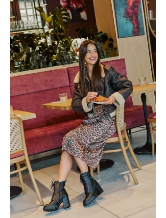 Zateplené boty na podpatku se zlatým detailem černé Ivarisse