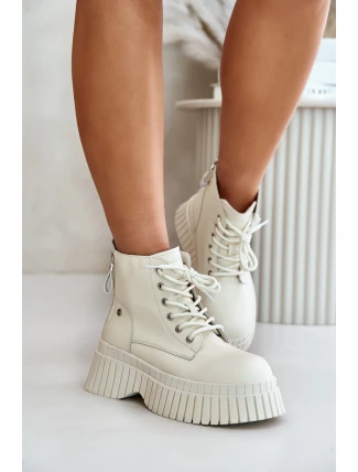 Zateplené kožené kotníkové boty na masivní podrážce světle béžové GOE OO2N4127