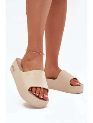 Dámské Pěnové Pantofle Na Masivní Platformě Big Star SS274722 Béžové Dámské Pěnové Pantofle Na Masivní Platformě Big Star SS274722 Béžové