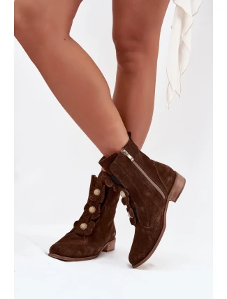Semišové dámské kotníkové boty s ozdobnými květinami Zazoo 3085 hnědé