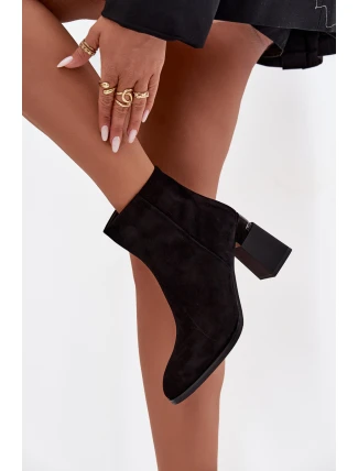 Dámské kozačky z přírodního semiše na podpatku vyhřívané D&A CR52-718 Černé