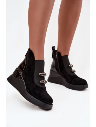 Dámské kotníčkové boty na platformě D&A MR52-106 Černé Dámské kotníčkové boty na platformě D&A MR52-106 Černé