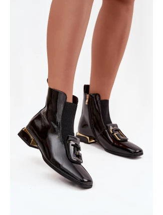 Kožené lakované dámské kotníkové boty na nízkém podpatku s ozdobou D&A MR52-216 Černé