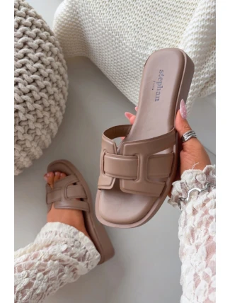 Dámské nazouváky na ploché podrážce tmavě béžové Lorania