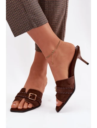 Dámské sandály na podpatku s páskem a zlatým přezkou Čokoládové Jelira