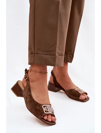 Elegantní sandály z přírodního semiše na podpatku D&A CE61-3127 Hnědé Elegantní sandály z přírodního semiše na podpatku D&A CE61-3127 Hnědé