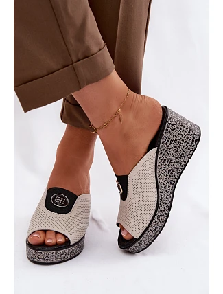 Kožené sandály na platformě s ozdobou S.Barski LR61-7011 Béžové Kožené sandály na platformě s ozdobou S.Barski LR61-7011 Béžové