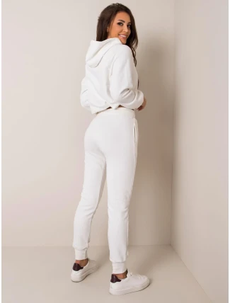 Souprava RV KMPL 5757.94 ecru Souprava RV KMPL 5757.94 ecru