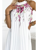 Plisované saténové maxi šaty Numoco ESTER - bílé s růžovými květy