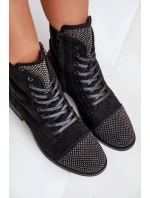 Dámské zateplené kotníkové boty na nízkém podpatku s ozdobami – černé Ellieo