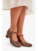 Dámské kožené lodičky na podpatku s leopardím vzorem Laura Messi – hnědé Dámské kožené lodičky na podpatku s leopardím vzorem Laura Messi – hnědé