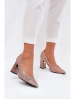 Dámské síťované lodičky na podpatku s ozdobou Vinceza – béžové Dámské síťované lodičky na podpatku s ozdobou Vinceza – béžové