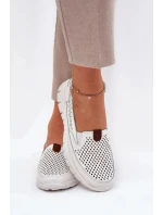 Dámské perforované baleríny z přírodní kůže Vinceza – bílé