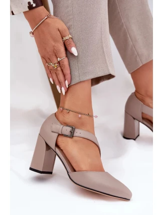 Dámské kožené lodičky na podpatku s ozdobnou sponou Vinceza – šedé Dámské kožené lodičky na podpatku s ozdobnou sponou Vinceza – šedé