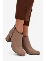 Dámské zateplené kotníkové boty na sloupku – béžové Ivessara