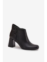 Dámské zateplené kotníkové boty na sloupku – černé Ivessara
