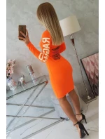 Otrhané oranžové neonové šaty