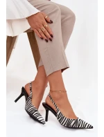 Lakované dámské lodičky na jehlovém podpatku – černé Phelia Lakované dámské lodičky na jehlovém podpatku – černé Phelia