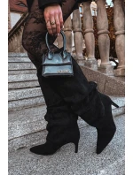 Zmačkané kozačky na jehlovém podpatku z ekzem veluru vyhřívané černé Mavella