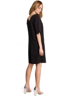 S113 Minimalistické šaty s výstřihem do V na zádech - černé S113 Minimalistické šaty s výstřihem do V na zádech - černé
