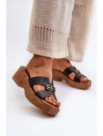 Zazoo 40412 Kožené Elegantní Dámské Žabky S Zlatým Ozdobou Černé Zazoo 40412 Kožené Elegantní Dámské Žabky S Zlatým Ozdobou Černé