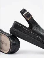 Výborné  sandály černé dámské na plochém podpatku