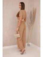 Kombinéza s ozdobným páskem v pase Velbloud