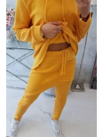 Sada pytlovitých kalhot v hořčicové barvě