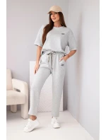 Dámská viskózová souprava máslová s krátkým rukávem a kalhotami s ohrnutým zakončením šedá