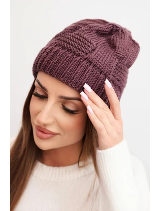 Dámská zimní čepice akrylová s ozdobným pletením K462 tmavě fialová