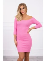 Pruhované přiléhavé šaty ve světle růžové barvě Pruhované přiléhavé šaty ve světle růžové barvě