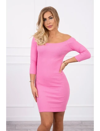 Pruhované přiléhavé šaty ve světle růžové barvě Pruhované přiléhavé šaty ve světle růžové barvě