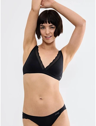Dámská podprsenka GO Blush Soft Bra Black černá - SLOGGI Dámská podprsenka GO Blush Soft Bra Black černá - SLOGGI
