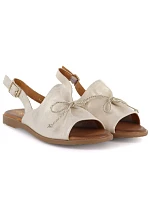 Dámské kožené sandály se zlatou mašlí Cambell 26-19387