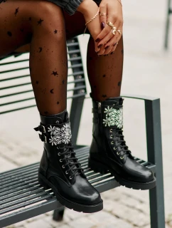 Zateplené pracovní boty s ozdobným pásem a přezkami černé Viveria