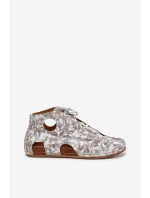 Vzorované Kožené Kotníkové Boty Maciejka 03426-46 Bílá-Bežová Vzorované Kožené Kotníkové Boty Maciejka 03426-46 Bílá-Bežová